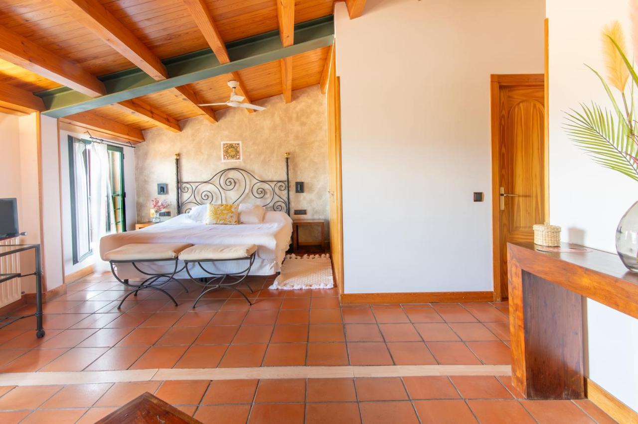 Hospederia El Arco Hotell Villavieja del Lozoya Exteriör bild
