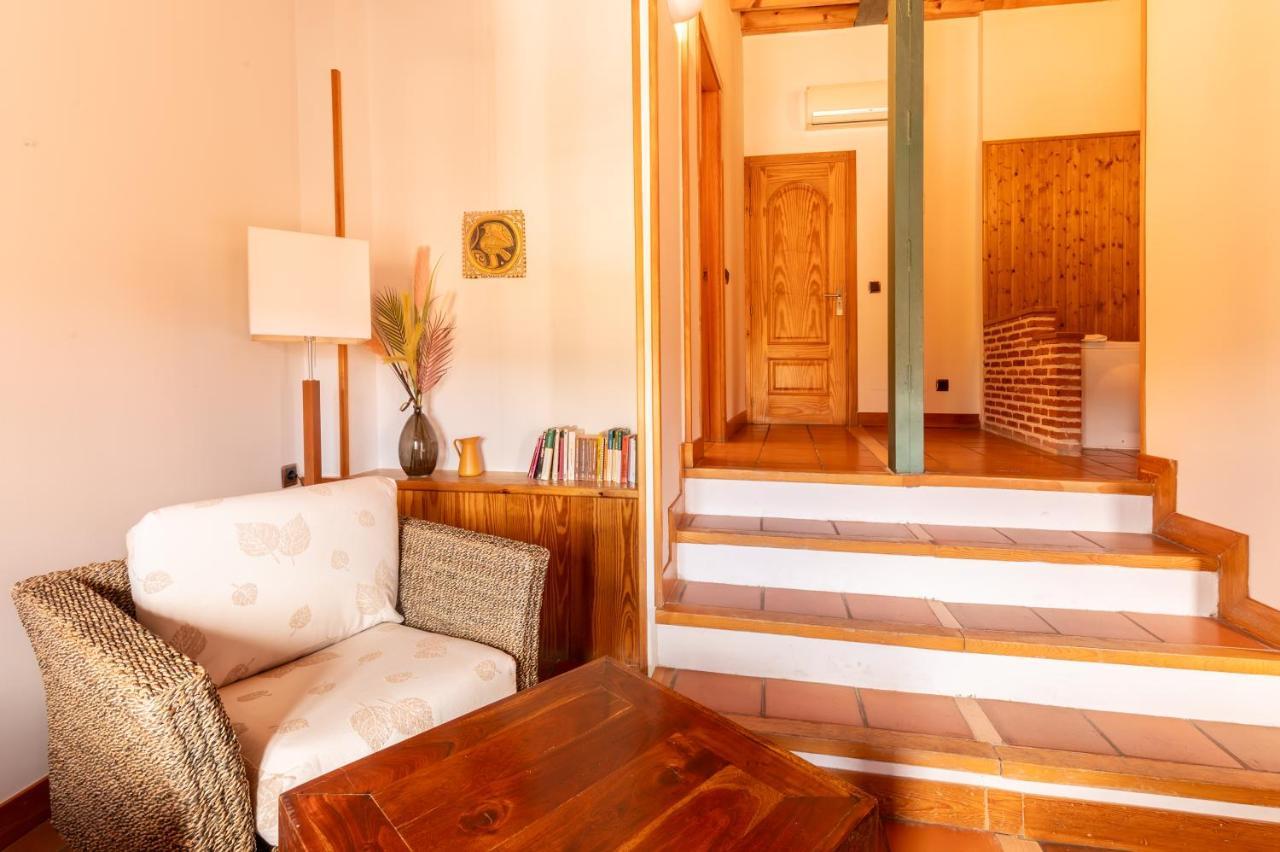 Hospederia El Arco Hotell Villavieja del Lozoya Exteriör bild